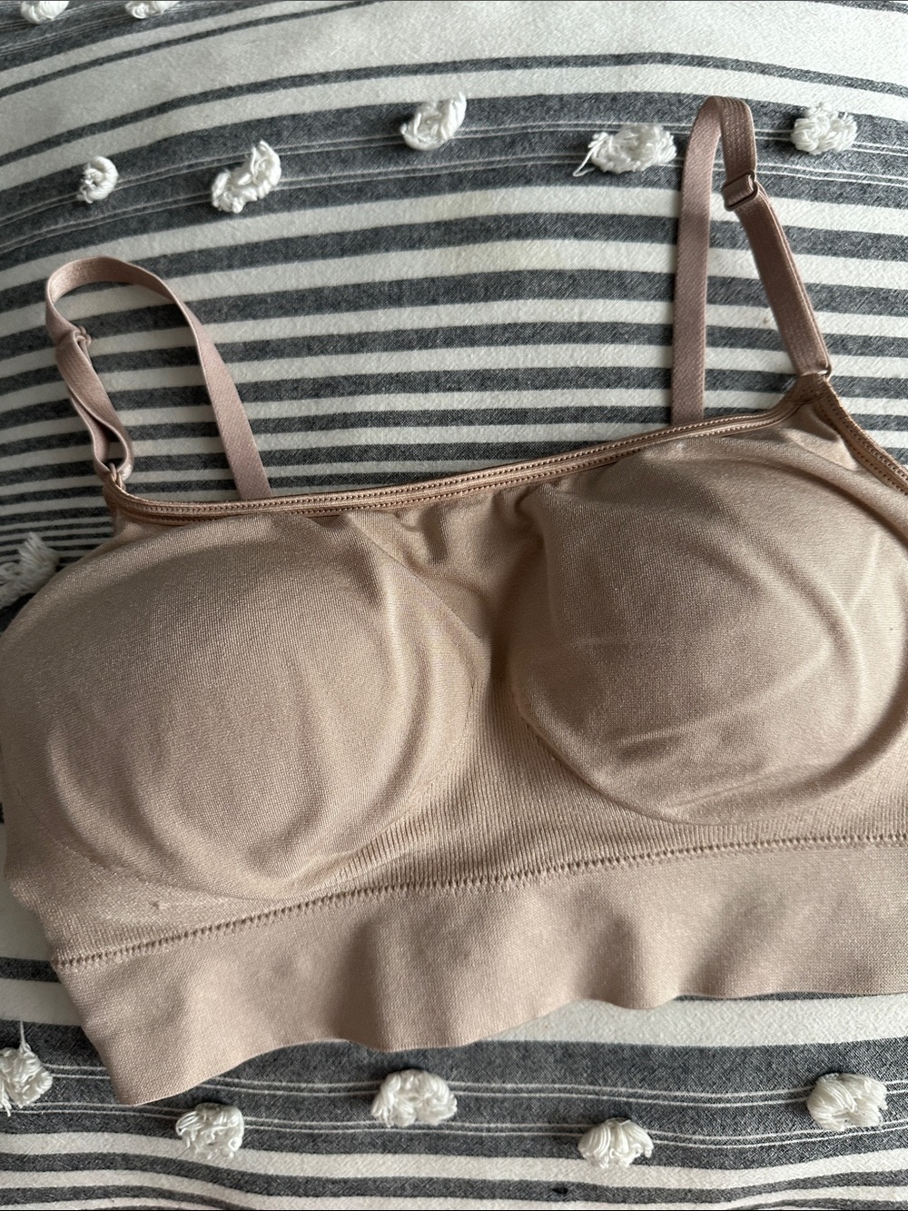 Warner's Nude Seamless Padded Wireless Bralette